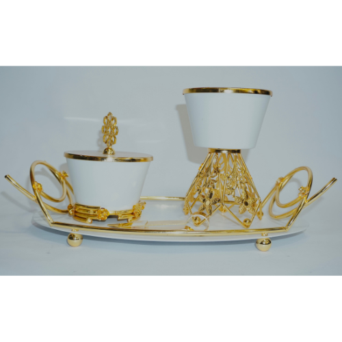 A Decorative serving set